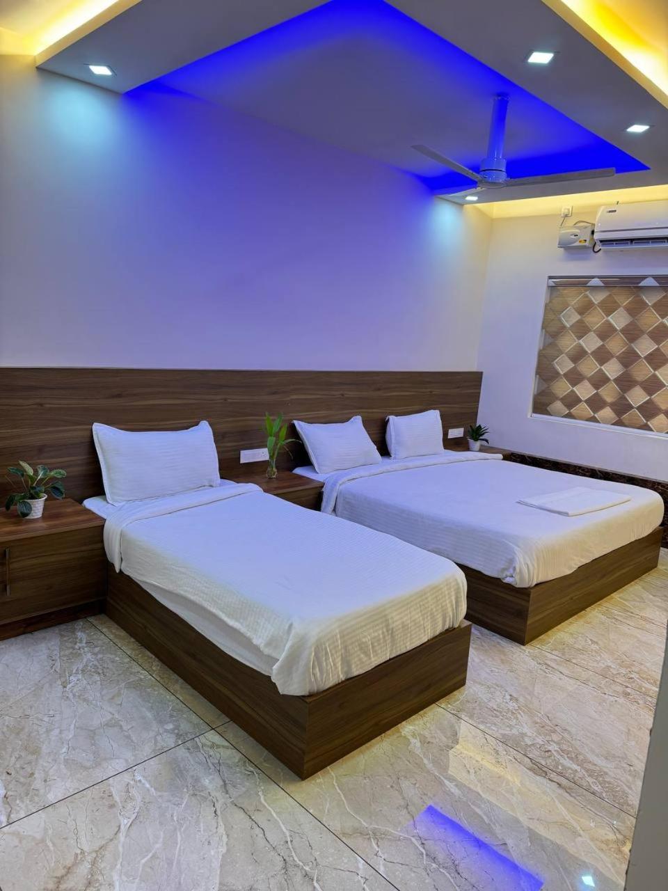 Krishnakripa Premium Residency Hotel Kochi Exterior foto